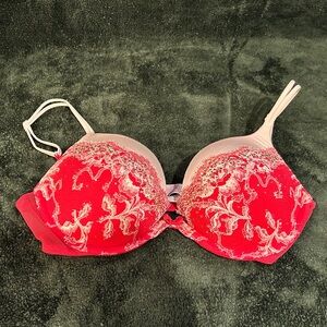 Victoria's Secret Limited Edition 2010's Bombshell "Very Sexy Plunge Bra" 32D